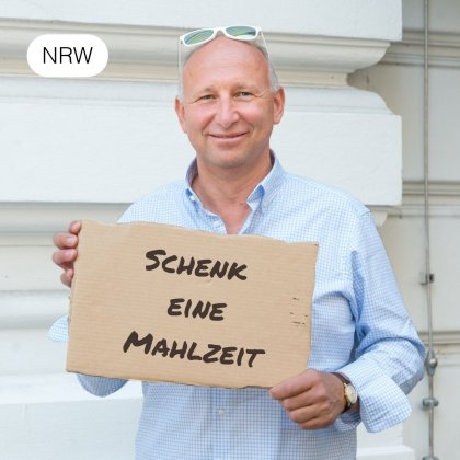 Schenk eine warme Mahlzeit im Gleis 51