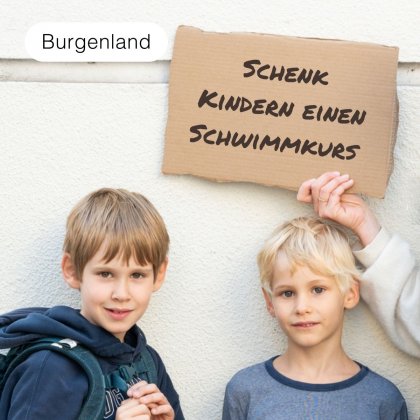 Schenk Kindern in Not einen Schwimmkurs