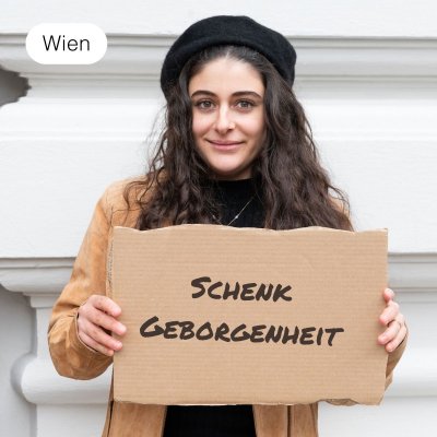 Schenk Pölster und Bettdecken für eine Mutter und ihre Kinder