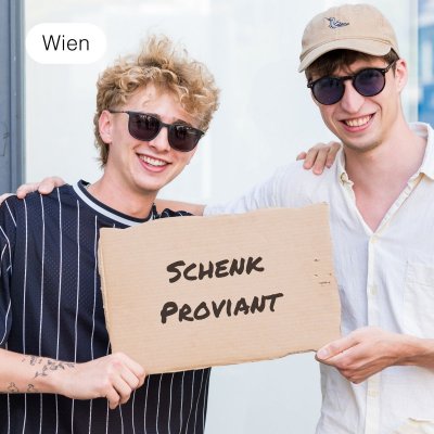 Schenk ein Paket mit Taschentüchern, Proviant und Süßem für obdachlose Menschen