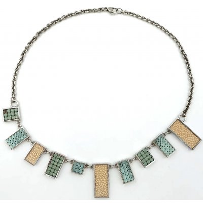 Swarovski Collier – Geometric Art Deco Style mintgrün/beige (Rochenleder-Optik)
