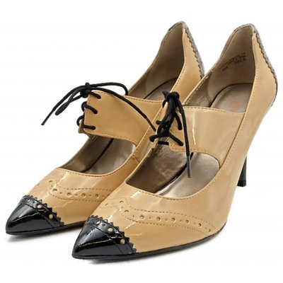 Levity Schnürpumps Mary Jane Stil in beige/schwarz Gr. 39