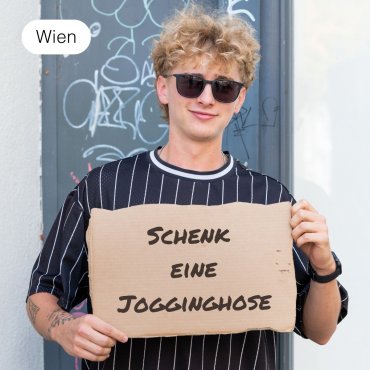 Schenk obdachlosen Menschen Jogginghosen