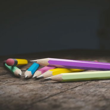 Schenk Bleistifte für Familien aus der Ukraine