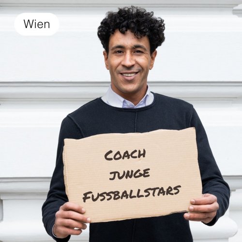 Werde Fußball-Trainer*in der Käfig League
