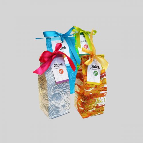 Handgemachter Kräutertee