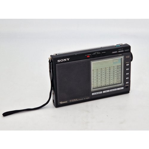 Sony ICF-7600DA Digitaler Weltempfänger / Radio - Schwarz (Ungeprüft / Bastlerware)