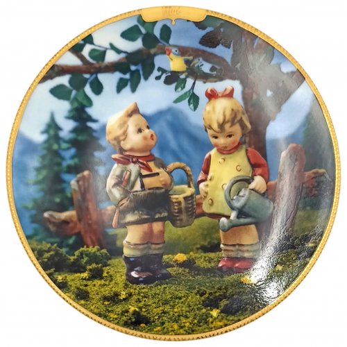 Sammelteller „Kindheitsfreuden der Jahreszeiten“ von M.I. Hummel - Mai (Teller A 443)