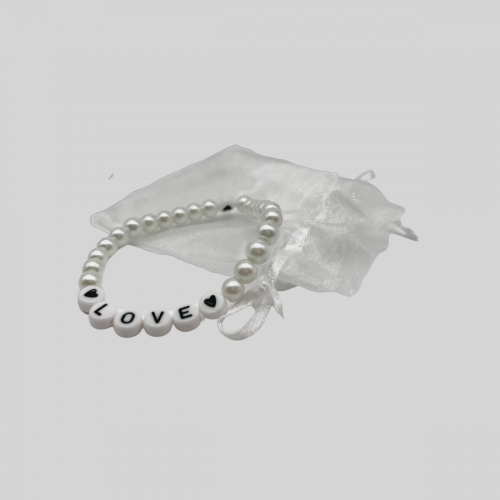 Love Armband