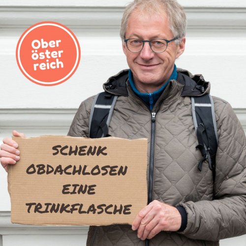 Schenk Obdachlosen eine Trinkflasche
